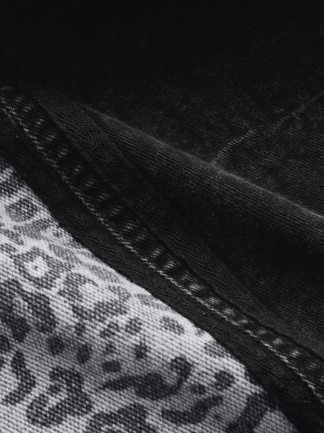 Leopard Print Barrel Leg Denim Pants